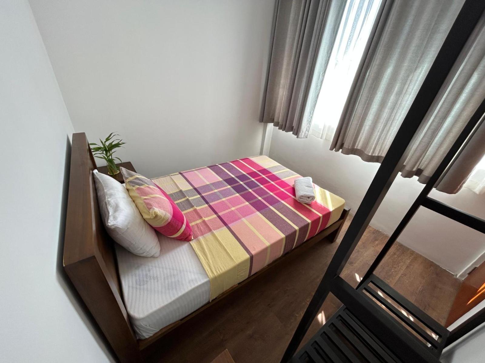 Hotel Jays Guest - Rajagiriya Colombo Zimmer foto